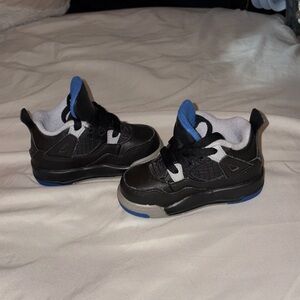 Toddler Retro 4s